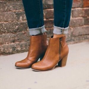 BP Cognac Leather Trolley Stacked Wool Heel Ankle Bootie 6.5